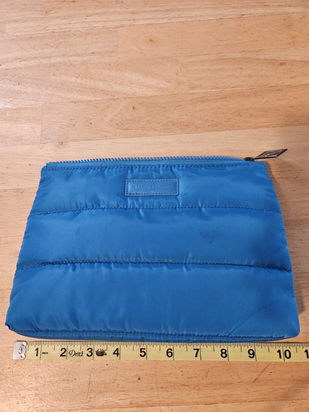 SkinCeuticals Blue Quilted Nylon Makeup Bag Zipper 9x6x2 in Cosmetic Pouch